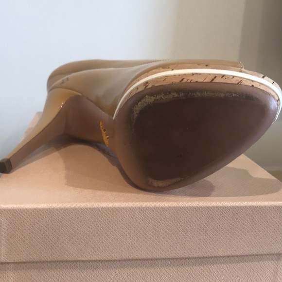 Prada shoes. - Picture 6 of 11